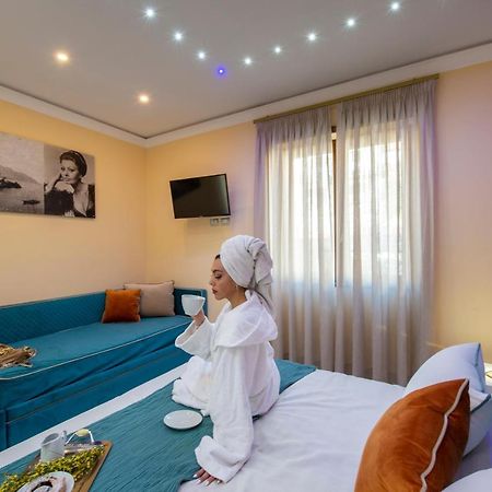Donna Sofi Holiday House أَجيرولا المظهر الخارجي الصورة