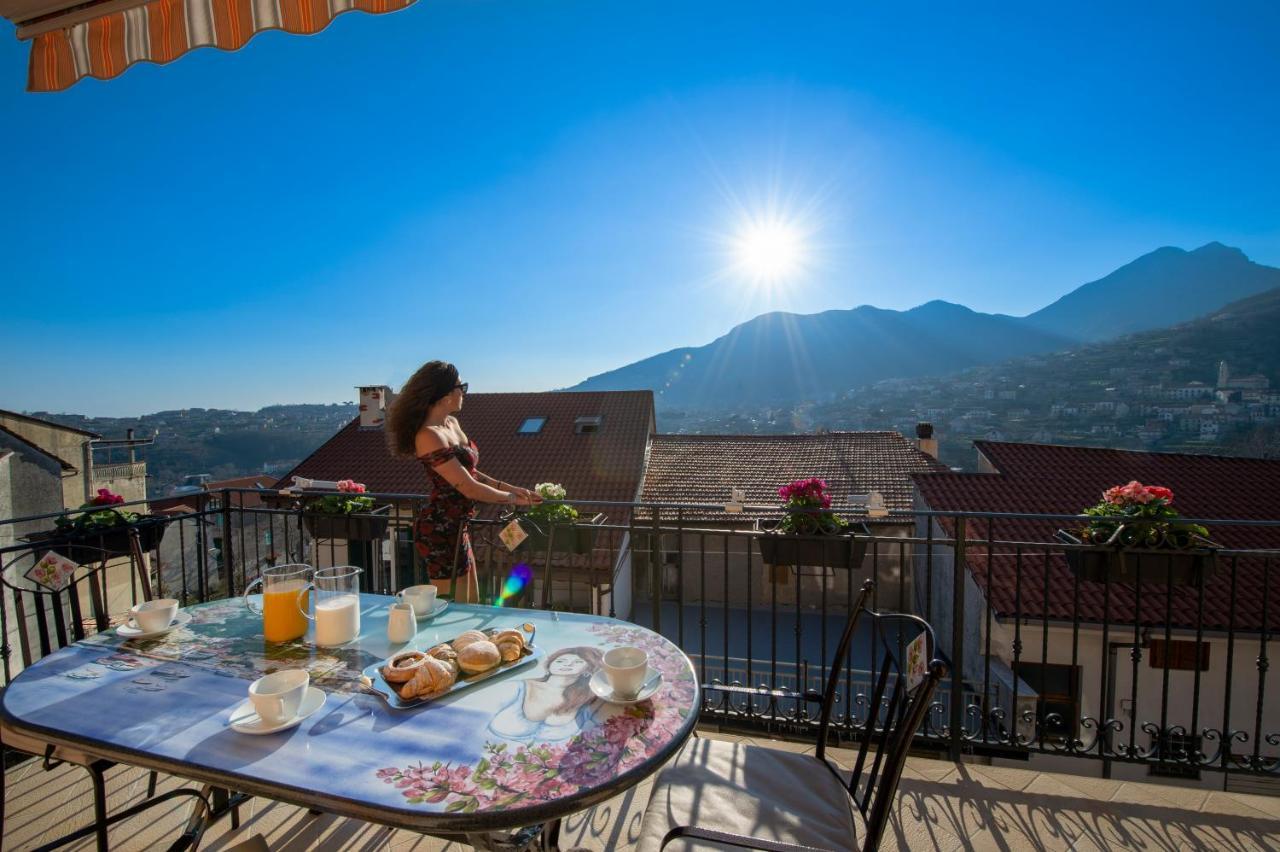Donna Sofi Holiday House أَجيرولا المظهر الخارجي الصورة