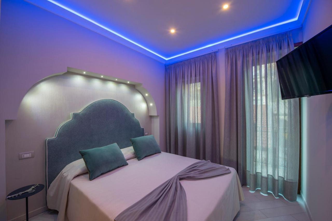 Donna Sofi Holiday House أَجيرولا المظهر الخارجي الصورة